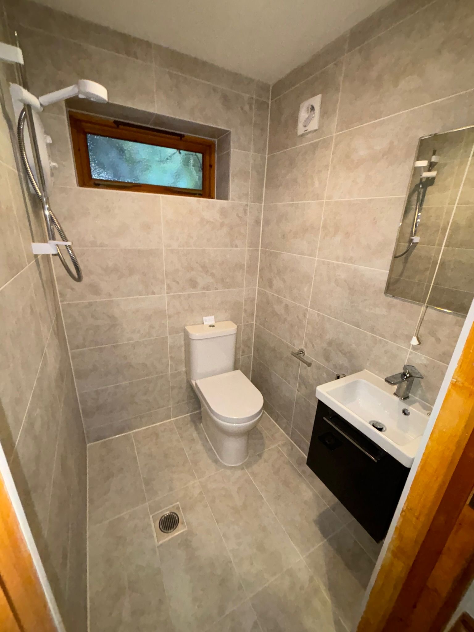 Modern wet room installation